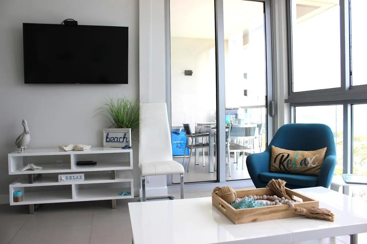 Azure 515 Aruba Vacation Sunset Breeze Apartment Palm Beach